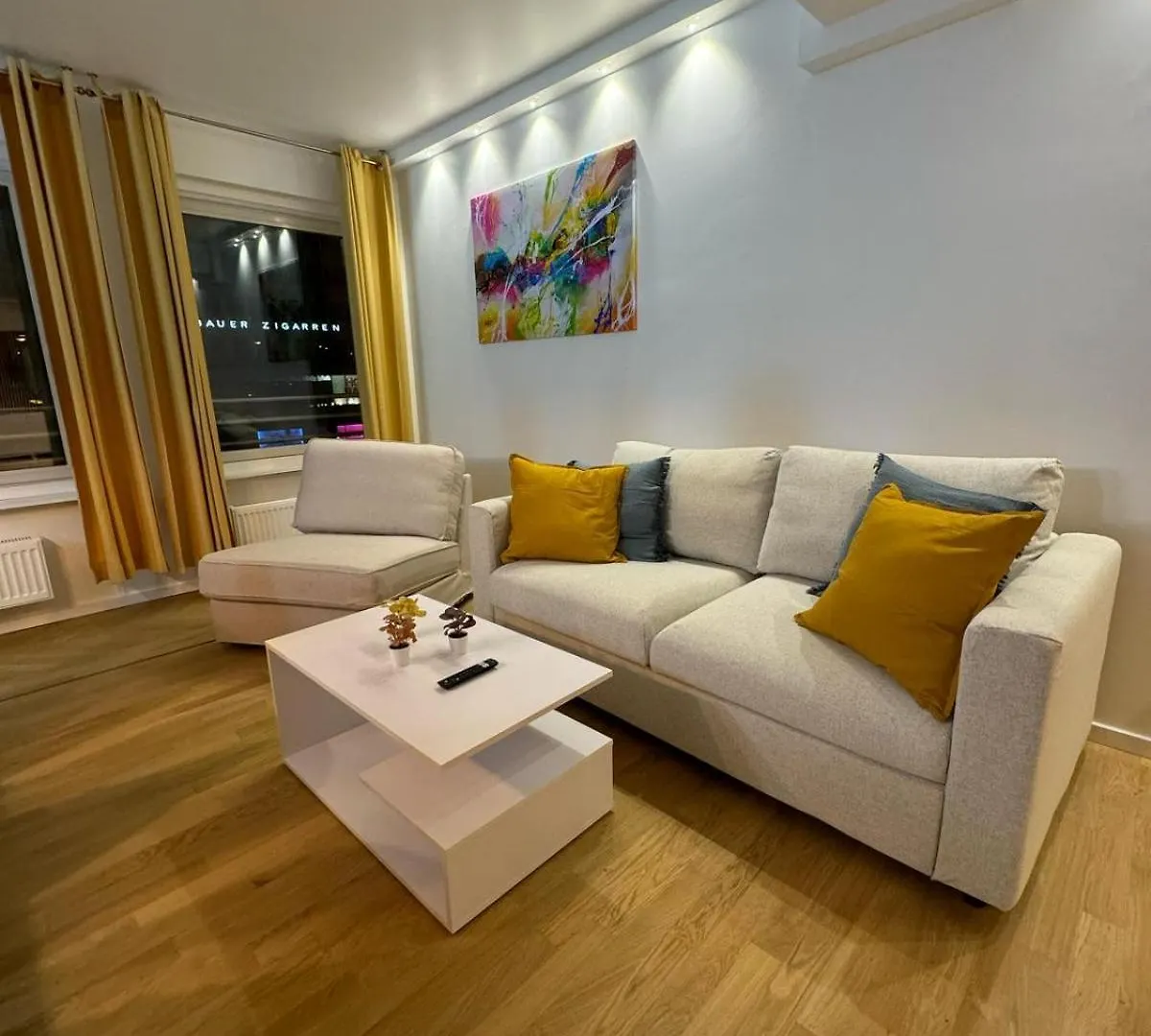 Munich Top Place On Marienplatz 2 Schlafzimmer 70 Qm Apartment Jennifer